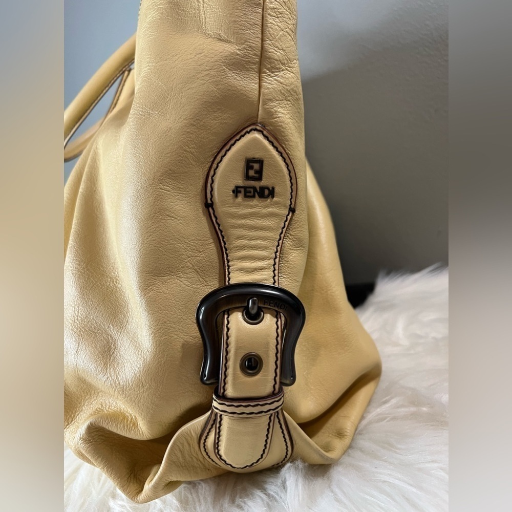 Fendi Yellow Leather Borsa Doctor Bag - Picture 16 of 17